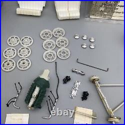 1/25 1932 Ford B Model Opening 4 Door Steering Works Hood Folds New Photo Etch