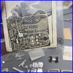 1/25 1932 Ford B Model Opening 4 Door Steering Works Hood Folds New Photo Etch