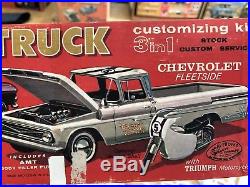 1/25 AMT 08-733 200 Chevrolet Pick Up 1963 Original With Triumph Motorcycle