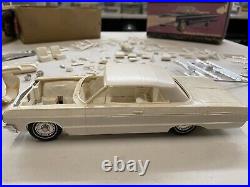 1/25 AMT 1964 Chevrolet Impala Convertible See Pics Read Description Sold As Is
