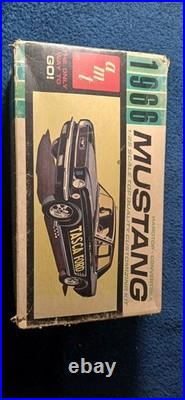 1/25 AMT 6156 1966 Ford Mustang Convertible Hardtop VHTF 3 in 1 George Barris