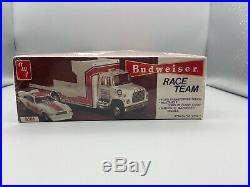 1/25 AMT Budweiser Race Team Transporter Kit #6501 1977 issue F/S