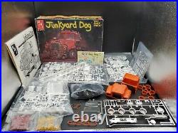 1/25 AMT Junkyard Dog 1967 Mack Truck Kit #6653 1986 Issue S/I