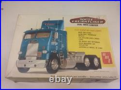 1/25 AMT White Freightliner #T-540 Dual Drive Cabover Tractor-RARE