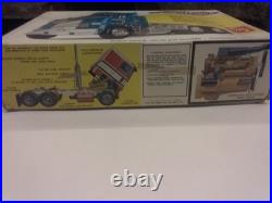 1/25 AMT White Freightliner #T-540 Dual Drive Cabover Tractor-RARE