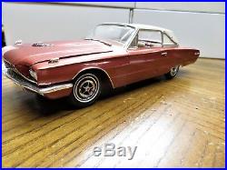 1/25 Amt 1966 Ford Thunderbird Hardtop Pro Built Model Ember Glow & White