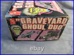 1/25 Amt Vintage Graveyard Ghoul Dou Body Snatcher & Overtaker Double Kit-rare