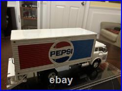 1/25 Built AMT Ford C600 Pepsi Delivery Truck