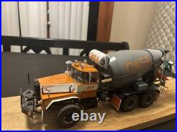 1/25 Built Mack DM800 Cement Mixer