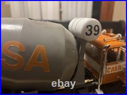 1/25 Built Mack DM800 Cement Mixer
