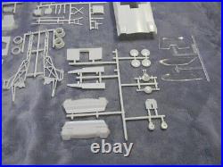 1/25 Scale Amt 1976 Ford Pinto/mercury Bobcat 2-in-1 Funny Car White Model Kit