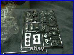 1/25 Scale Amt Original Vintage Stingaree White Dragster Model Kit #t198-mib