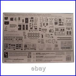 1/25 Scale Model Kit AMT Alaskan Hauler Kenworth Tractor, 300 Parts, Skill 3