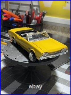 1/25 scale Lowrider model car with hydraulics, No switch Box, As is