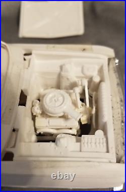 3 in 1 Hardtop Customizing Kit with Engine AMT No. K7022 125V8