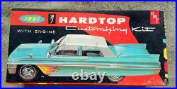 60 year old AMT-1961 Ford Galaxie Starliner 3in1 kit unbuilt