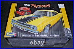 6pc New AMT REVELL 1/24 1/25 Model Kit DODGE PLYMOUTH Cuda Hemi Dart 300 Duster