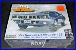 6pc New AMT REVELL 1/24 1/25 Model Kit DODGE PLYMOUTH Cuda Hemi Dart 300 Duster