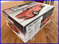 72GMC Step-Side P/U Truck Model Kit 1/25, By AMT