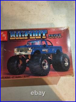 A10C Original Bigfoot Ford 4x4x4 AMT #6791 from 1984 Model Kit 125 1984 NIOB
