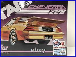 AMT 1007 CHEVY CAMARO CHEVERRA Z28 Coupe 125 MODEL Herb Adams SUPER RARE