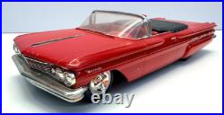 AMT 125 1960 Pontiac Bonneville Convertible Vintage John Klaver ProBuilt Model