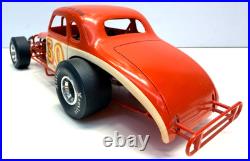 AMT 125 Scale 1937 Chevrolet Early Modified Dirt Track Klaver Pro-Built Model