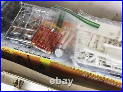 AMT 125 #T564 Trailmobile/Allied Moving Van Unbuilt Open Box Original Issue