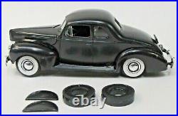 AMT #140-149 1940 FORD DELUXE COUPE model kit 125 PRO-BUILT & box p1