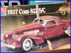 AMT 1937 Cord 812 S/C Classic Masterpiece 112 scale model
