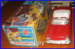 AMT 1958 Pontiac Bonneville Convertible 125 Scale Kit 6PK Nice Built in Box 58