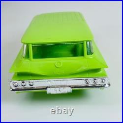 AMT 1960 Chevy Nomad Wagon Model Kit 1/25 Scale Jr. Trophy Series 04-740-100