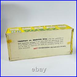 AMT 1960 Chevy Nomad Wagon Model Kit 1/25 Scale Jr. Trophy Series 04-740-100