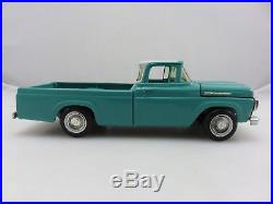 AMT 1960 FORD F-100 PickUp Truck 2-TONE PROMO Model MODIFIED