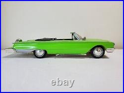 AMT 1960 Ford Starliner Convertible! (Annual! 4 Screws!)