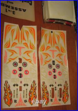 AMT 1960 Lincoln Continental Hardtop Kit # 4460 Annual 3-in-1 Built in Box 60 AMT 1960 Lincoln Continental Hardtop Kit # 4460 Annual 3-in-1 Built in Box 60