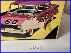 AMT 1960 Valiant 4 Door 1/25 Model Kit Original #9060 139 & Box BUILT RARE