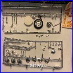 AMT 1961 Comet 1/25 Scale K-3061 Unfinished. SEE DETAILED PHOTOS
