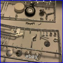 AMT 1961 Comet 1/25 Scale K-3061 Unfinished. SEE DETAILED PHOTOS