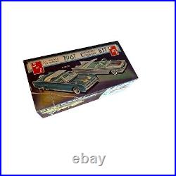 AMT 1961 Convertible Customizing Kit 3-in-1 1/25 Scale Model