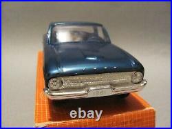 AMT 1961 Ford Ranchero 1/25 Scale Promo Car Chesapeake Blue, Near Mint/Boxed