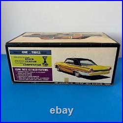 AMT 1961 Ford Starliner Convertible Kit #2461 Unbuilt 67 Issue Nascar Art Box 61