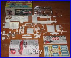 AMT 1961 Ford Sunliner Convertible Kit # K-111 Annual 3-in-1 Unbuilt in Box 61
