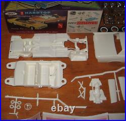 AMT 1961 Lincoln Continental Hardtop Kit K-421 Annual 3-in-1 Unbuilt in Box 61