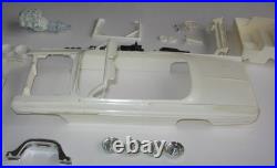 AMT 1961 Pontiac Bonneville Convertible Kit #K-611 Annual Incomplete in Box 61