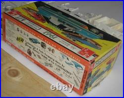 AMT 1961 Pontiac Bonneville Convertible Kit #K-611 Annual Incomplete in Box 61