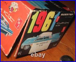 AMT 1961 Pontiac Bonneville Hardtop Kit #K-621 Annual Built Survivor in Box 61