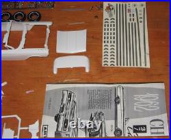 AMT 1962 Chevrolet Impala Convertible Annual 3-in-1 Kit # K712 Chevy Unbuilt 62