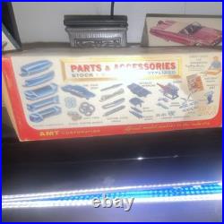 AMT 1962 Comet 2 Door Model Kit Chrome Engine with Display Stand SEALED