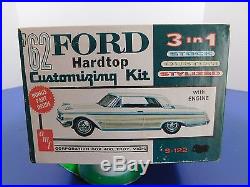AMT 1962 Ford Galaxie Hardtop 1/25 Model Car Kit